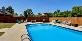 4 Bed, 2 Full Bath Home w/ In-Ground Pool in Desirable Lake Forest! Gallery 37