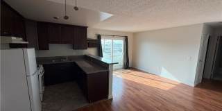 400 N Hobart Boulevard Gallery 18