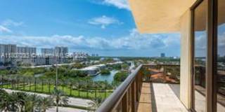 16275 Collins Avenue Gallery 3
