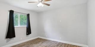 2227 NE 3rd Avenue Gallery 12