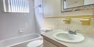 GORGEOUS 2 Bedroom, 1.5 Bath House with a 1 CAR GARAGE *Move-in Special* Gallery 8