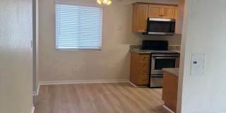 BEADNELL-QUIET UPGRADED CONDO IN GATED COMMUNITY W/ POOL BEADNELL-QUIET UPGRADED CONDO IN GATED COMMUNITY W/ POOL Gallery 9