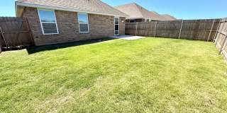 **Gorgeous Newer Build! 3 Bed 2 Bath** Gallery 19
