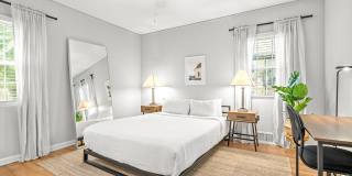 881 North Highland Apartments Gallery 2