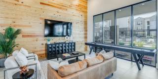 2201 Creekview Gallery 7