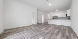 Charming 3BR Duplex in Lehigh Acres Gallery 10