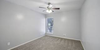 Premier Gardens Apt. Gallery 52