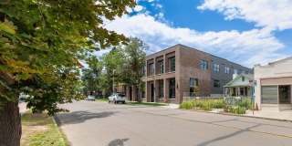 1775 S Pearl St Gallery 18