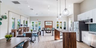 Parq at Cross Creek Gallery 10