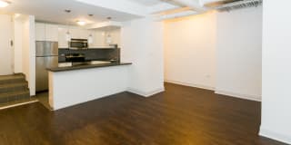 5320-5326.5 S. Drexel Boulevard Gallery 9