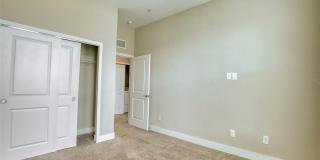 1801 HOUSTON STREET Gallery 25