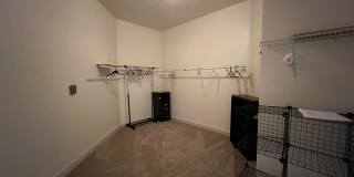 Tri-Level Spring Blvd Home Gallery 42