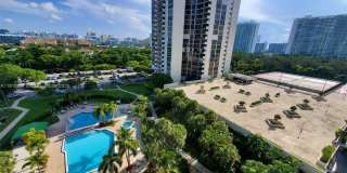 18151 NE 31st Ct Gallery 5