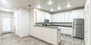 5507 Kemper Street Gallery 6