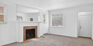 3 bedroom bungalow - $1200 Gallery 5