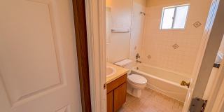 532 Melton Street - A Gallery 9