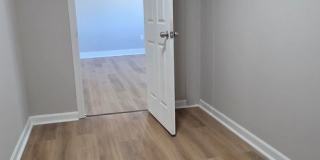 Freshly Updated 6-Bedroom Home with Yard & Driveway Gallery 20