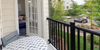 Avalon at Chestnut Hill Gallery 17