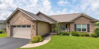 Pet-Friendly 3-Bedroom Home in Mill Creek Gallery 1