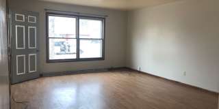 $1195 | 2BD 1 BA | 822 Dwight St | Available 7/15/26 Gallery 3