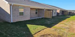 Nice Newer Duplexes Near XNA and Bentonville Gallery 18