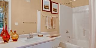 Stoneleigh at the Reserve Gallery 8