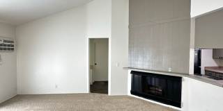 3636 Howard Gallery 8