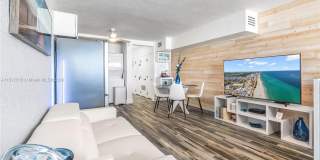 201 Van Buren St Gallery 1