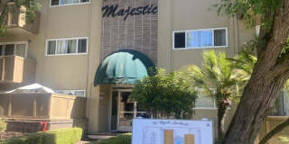 Majestic Gallery 3