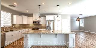 Looks like a Model! 3 bedroom Upgraded Rocklin home Gallery 1