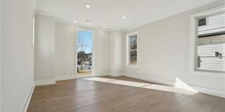 10365 Waters Road Gallery 40