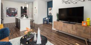 675 N Highland Gallery 15