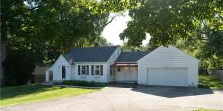 1328 Hanes Road Gallery 1