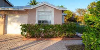 9201 NW 55th Street Gallery 1