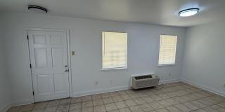 2639Dreux Gallery 4