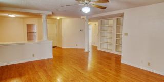 Huntington Place- Single Story Gallery 3