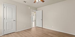 4703 Stonehaven Drive Gallery 22