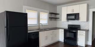 3-Bedroom Home Close to Downtown Gallery 1