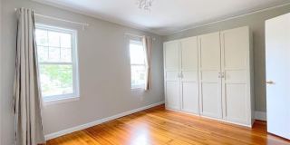 306 Soundview Avenue Gallery 17