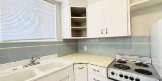 956 East 600 South Gallery 22