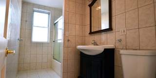BU Brookline 4-bed 2-bath Gallery 5