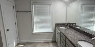 5 bedroom 3.5 bath great floorplan located in The Villages Gallery 24