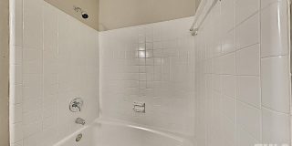 Room in 4 Bedroom Home at 216 Woods Ream Dr Room in 4 Bedroom Home at 216 Woods Ream Dr Gallery 19