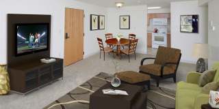 Oxford Apartments Gallery 1