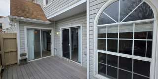 PEMBROKE CROSSING CONDOS Gallery 29