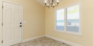 Desirable DuPont Rambler with AC - 1861 Palisade Blvd Gallery 29