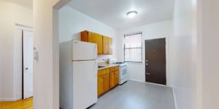 5416 S. Woodlawn Avenue Gallery 2