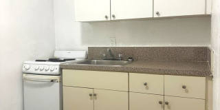 Centrally Located Gated Property Just Outside of Downtown Miami Gallery 5