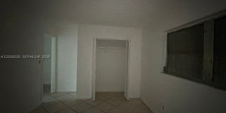 2128 Roosevelt St Gallery 16