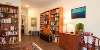 4-Level Furnished townhome! Gallery 39